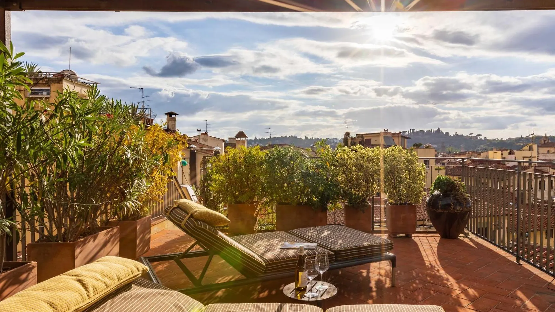 Design Unit With Incredible View Apartment Florence