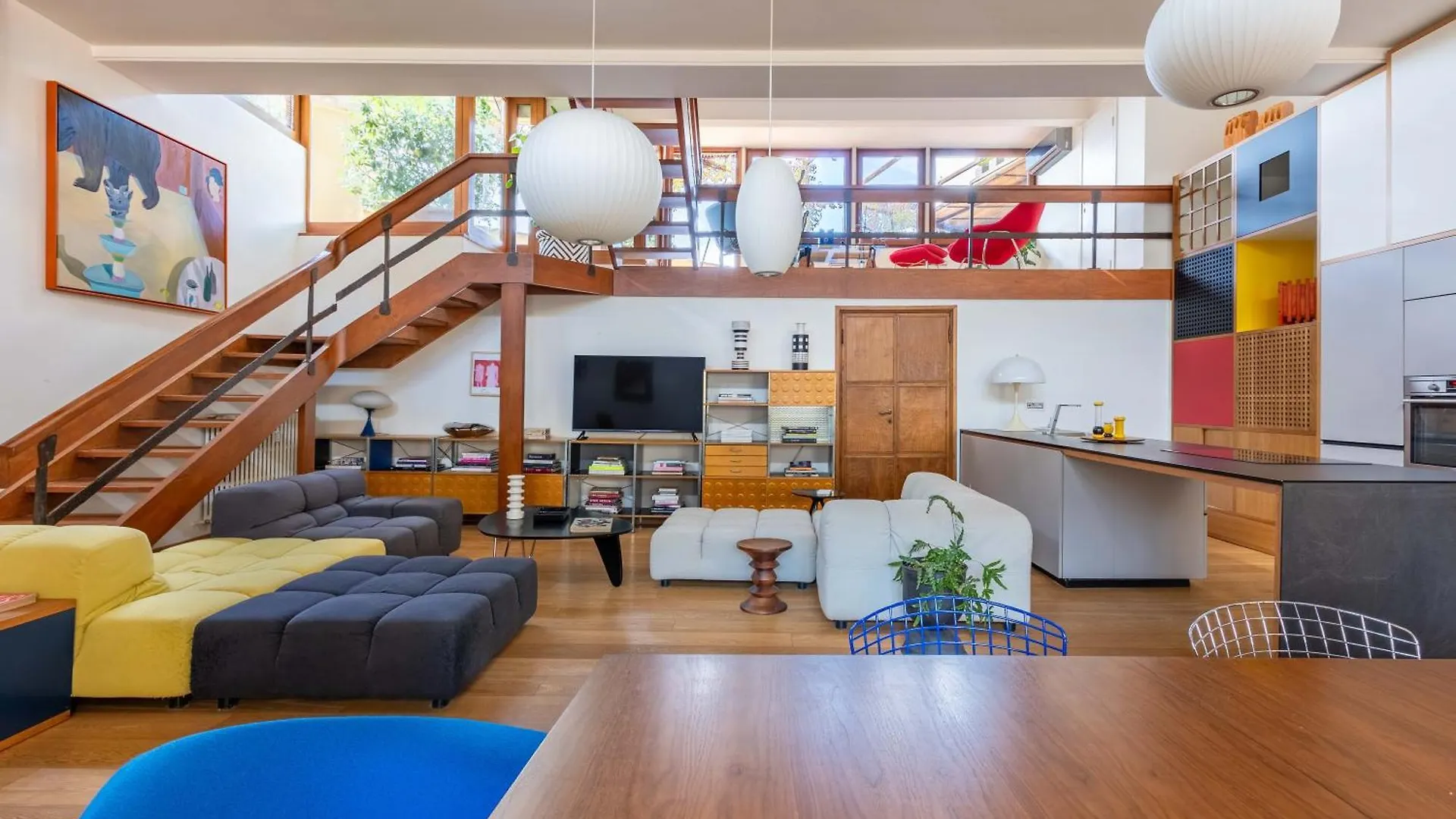 Design Unit With Incredible View Apartment Florence